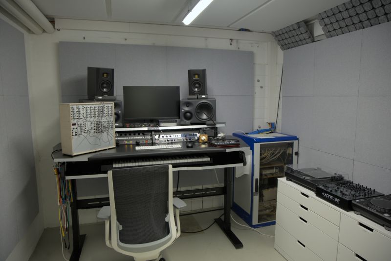 File:Studio-ZFF 3.jpg
